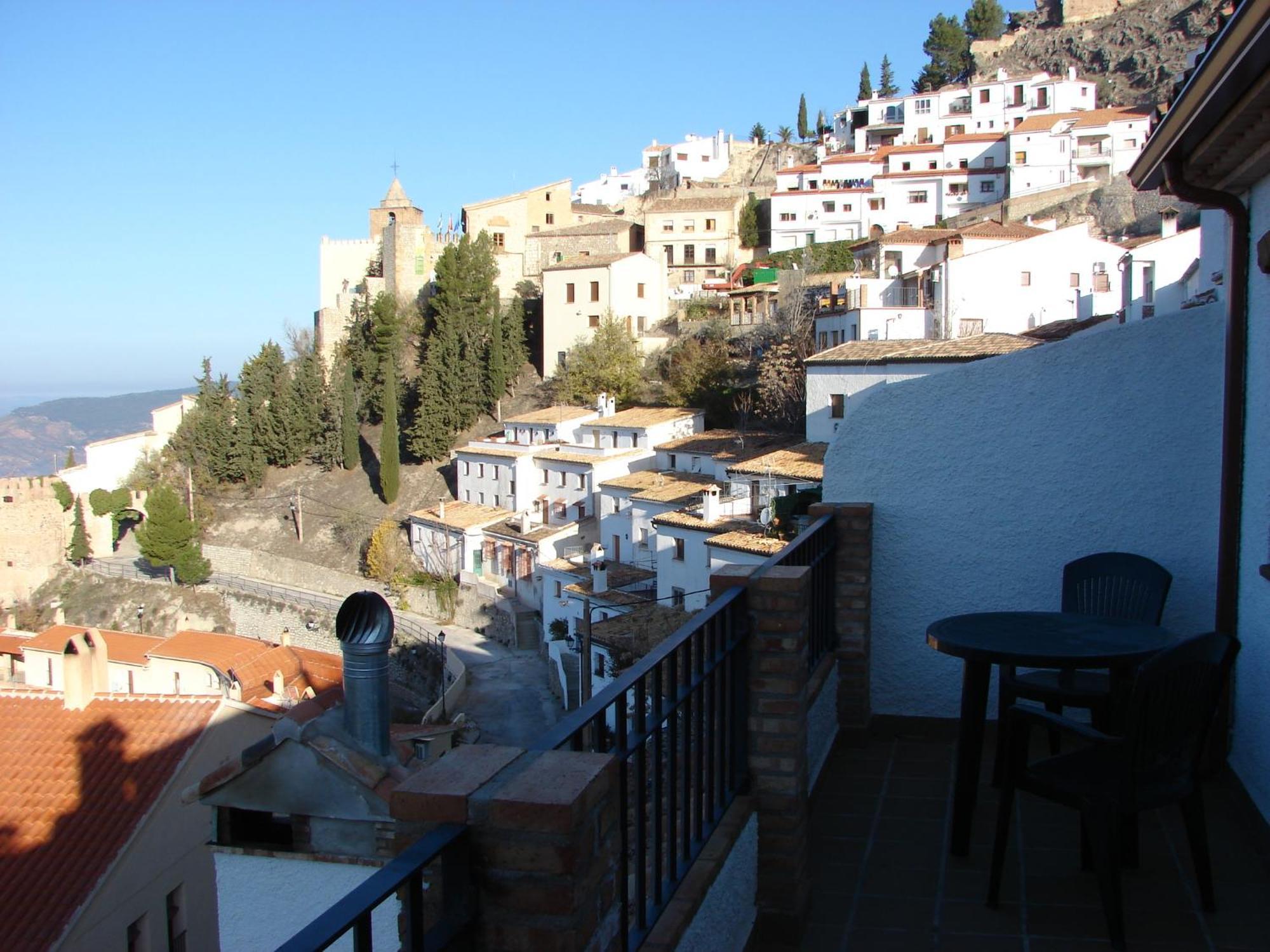 Apartamentos Sierra De Segura Segura de la Sierra Ngoại thất bức ảnh