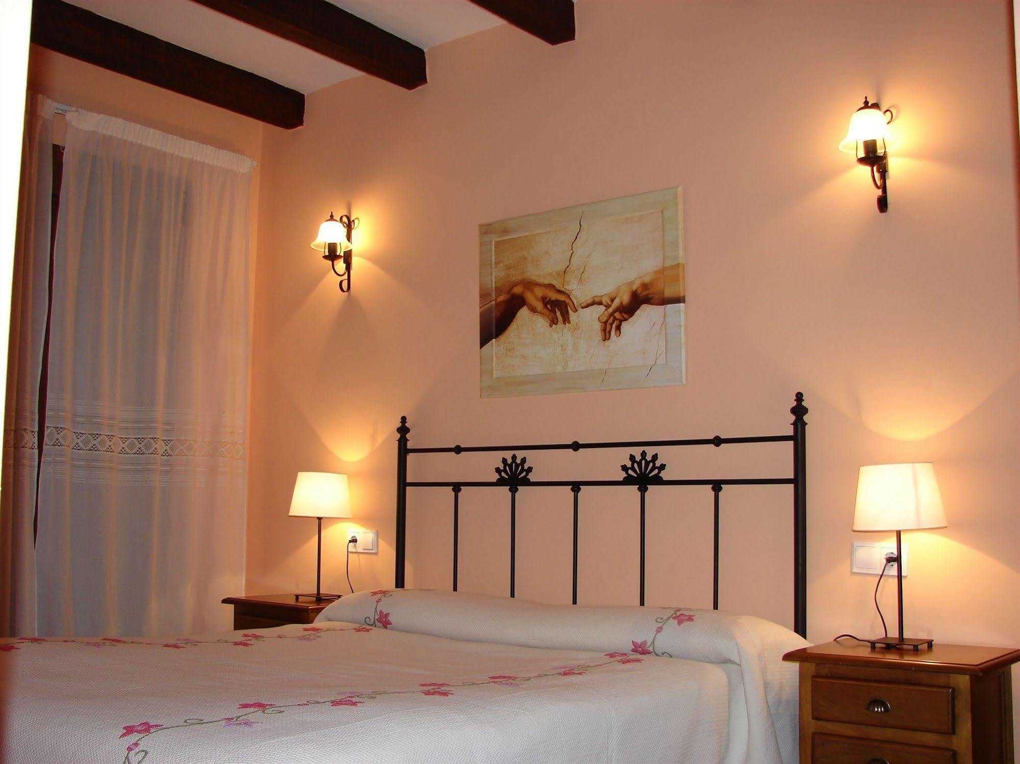 Apartamentos Sierra De Segura Segura de la Sierra Ngoại thất bức ảnh