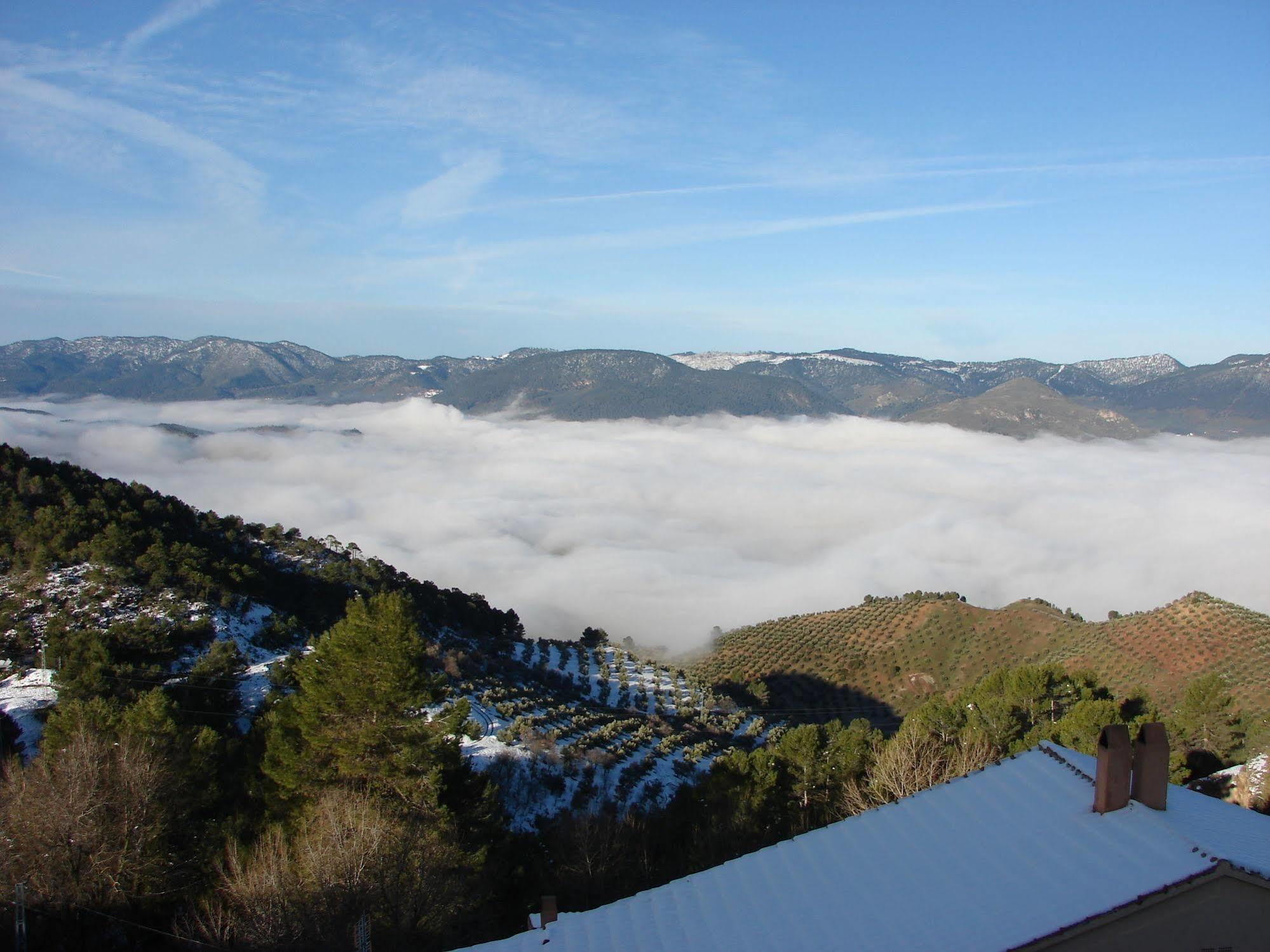 Apartamentos Sierra De Segura Segura de la Sierra Ngoại thất bức ảnh